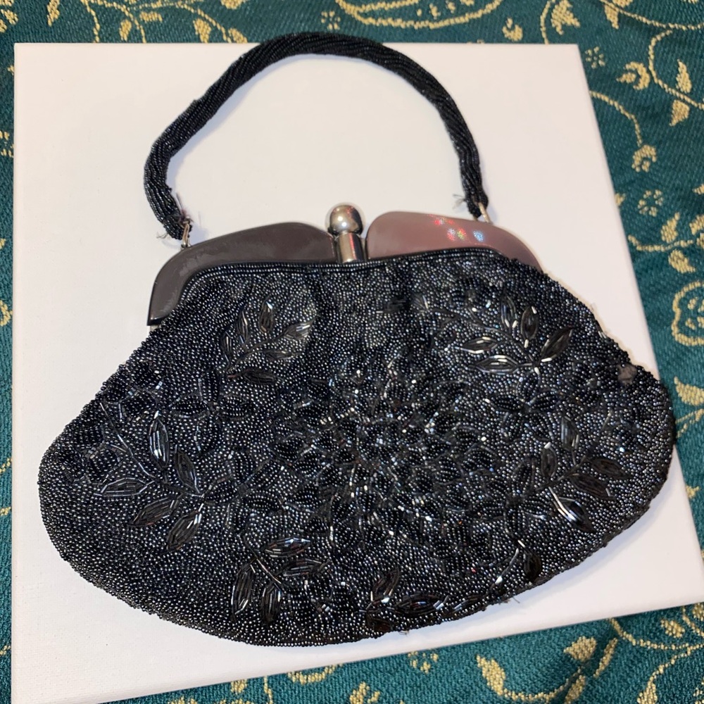 Black vintage beaded purse